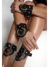 Черные кожаные оковы с резными узорами и клепками - Crazy Handmade - купить с доставкой в Великом Новгороде Черные кожаные оковы с резными узорами и клепками - Crazy Handmade - купить с доставкой в Великом Новгороде