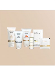 Набор YESforLOV La Trousse Enchantée в бежевой косметичке - YESforLOV - купить с доставкой в Великом Новгороде