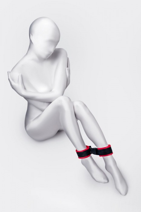 Красно-черные велюровые оковы Anonymo - ToyFa - купить с доставкой в Великом Новгороде