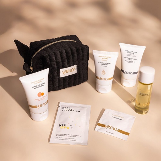 Набор YESforLOV La Trousse Enchantée в черной косметичке - YESforLOV - купить с доставкой в Великом Новгороде